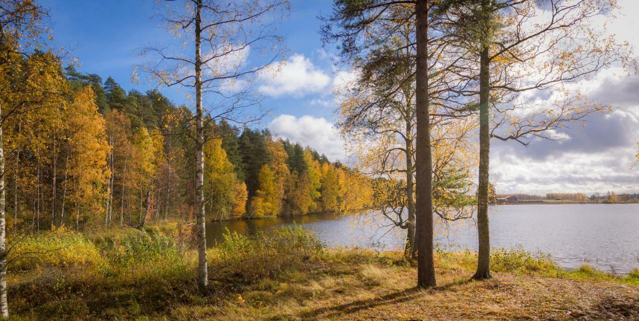 Отель Niemenharjun Matkailukeskus Пихтипудас Экстерьер фото